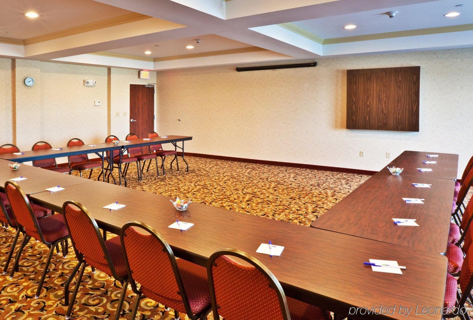 Holiday Inn Express Hotel & Suites Muskogee By Ihg Buitenkant foto