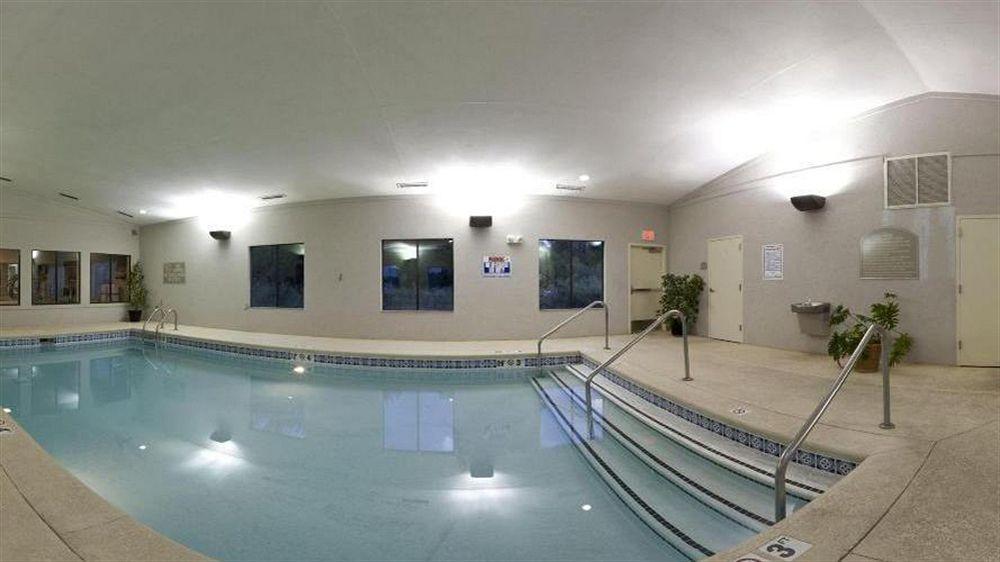 Holiday Inn Express Hotel & Suites Muskogee By Ihg Buitenkant foto