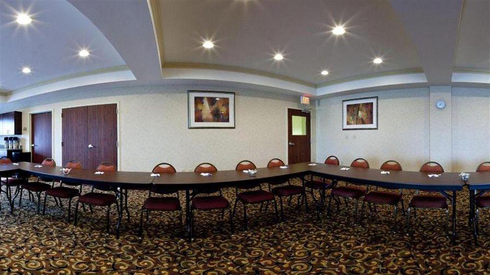 Holiday Inn Express Hotel & Suites Muskogee By Ihg Buitenkant foto