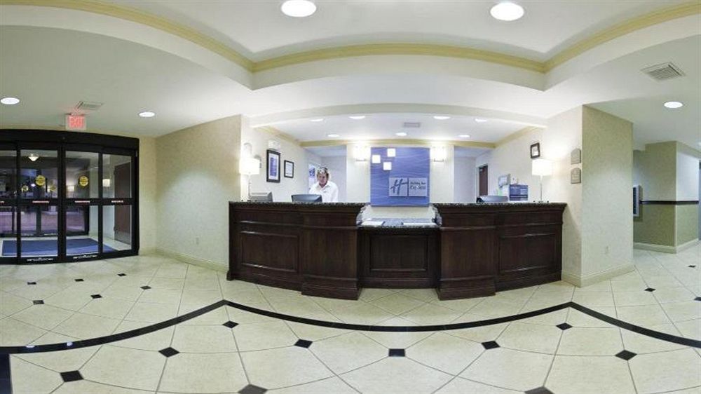 Holiday Inn Express Hotel & Suites Muskogee By Ihg Buitenkant foto